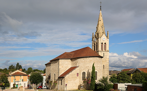 photo extérieure de l'église de Saint-Quentin-Fallavier