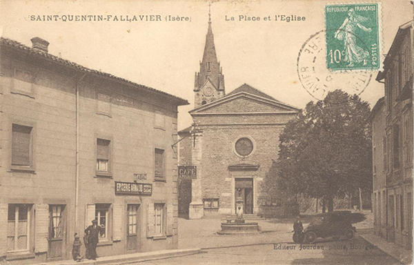 Ancienne carte postale de l'Eglise
